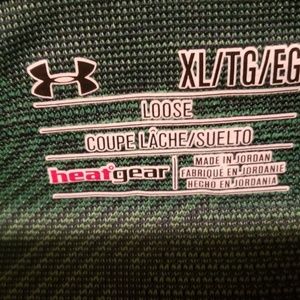 Under Armour Shirts - Underarmor long sleeve top Under Armour Shirts - Underarmor long sleeve top